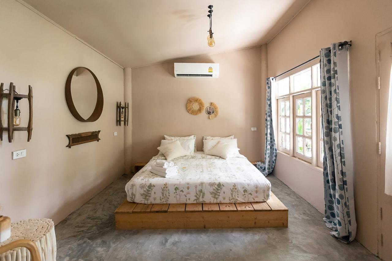 Indie Beach Bungalows Ко Чанг Экстерьер фото